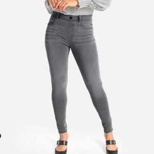 Betabrand Skinny-Leg | 4-Pocket Betabrand Yoga Denim size large petite